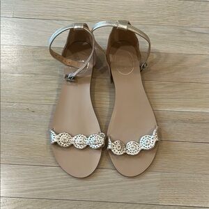 Elegant Women's Sandals in Cream and Gold